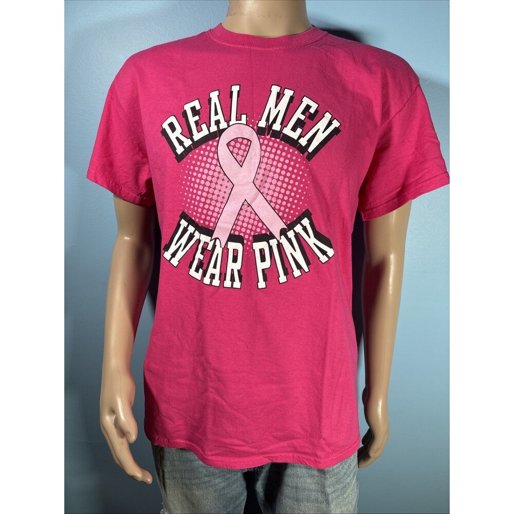 Gildan "Real Men Wear Pink" Graphic Tee Shirt (Men’s L) Pink • Breast Cancer